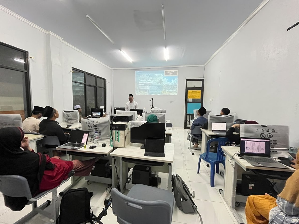 "Ruangan ini menjadi saksi,  kami bangun komitmen  transformasi  al-luthfi  menuju era digital."