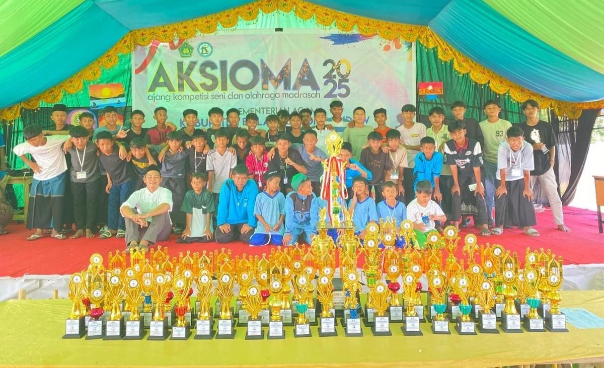 “Prestasi bukan sekadar tentang piala, tetapi tentang perjuangan, kebersamaan, dan semangat untuk terus menjadi juara.”
